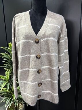 Bobeau Wool Blend V-neck,button down cardigan,heathered tan,stripe,soft,warm